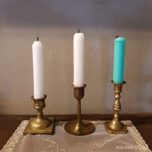 18,48,49. Middle candle holder